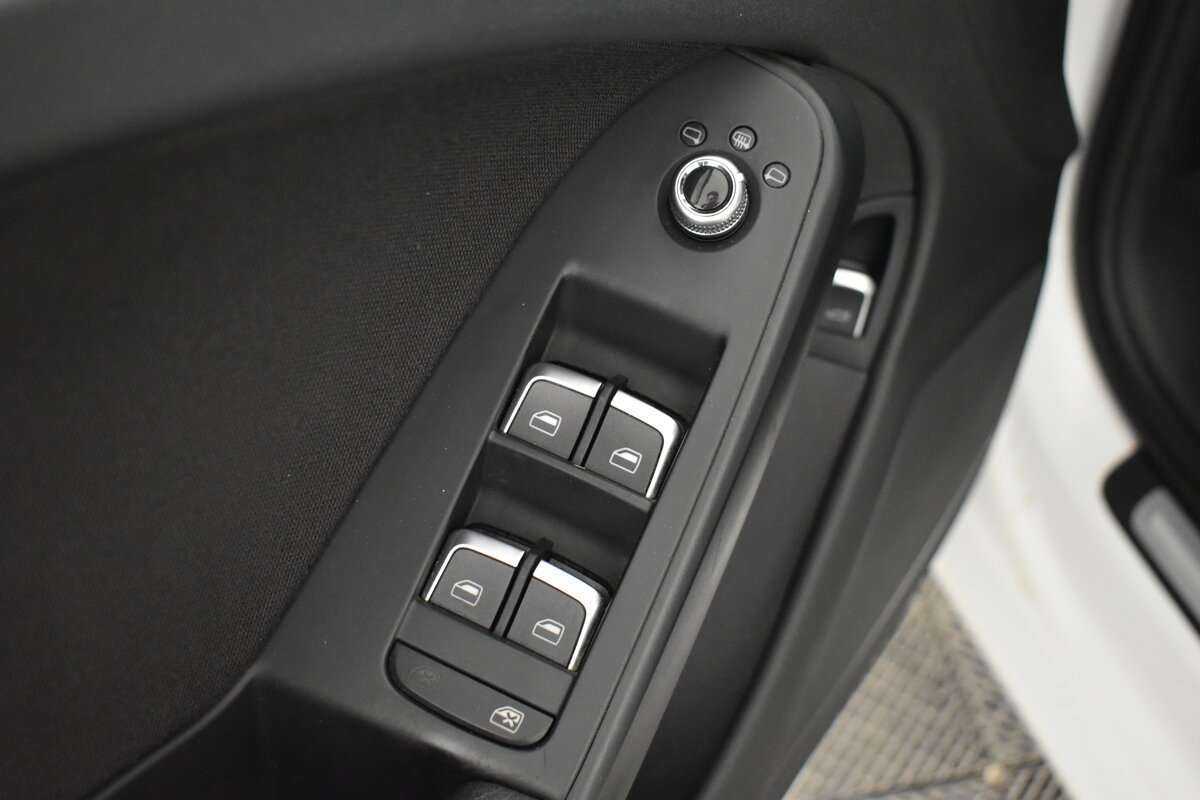 Ауди А4 б/у, 2012, Вариатор. Фото: #7