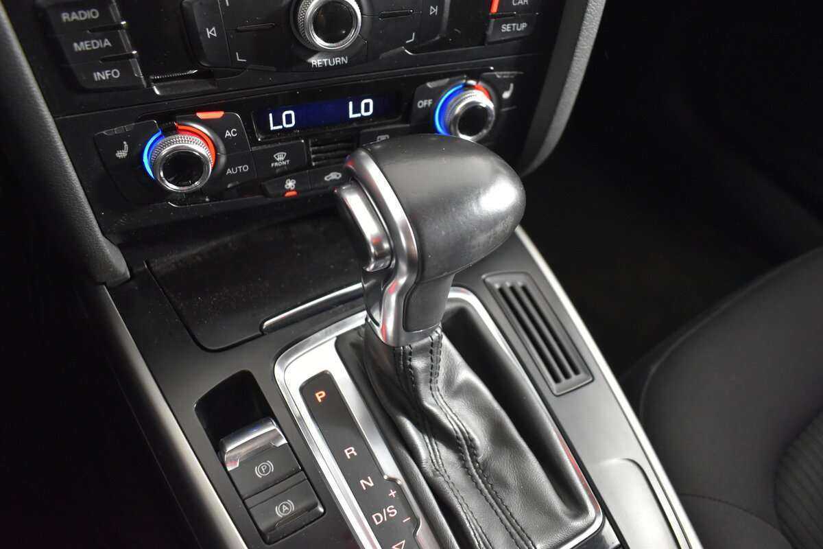 Ауди А4 б/у, 2012, Вариатор. Фото: #13