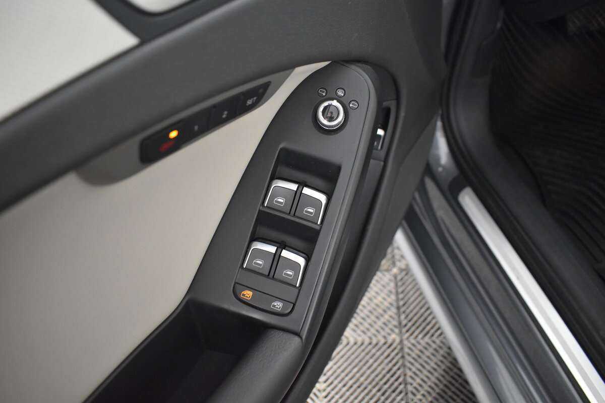 Ауди А4 б/у, 2012, Вариатор. Фото: #7