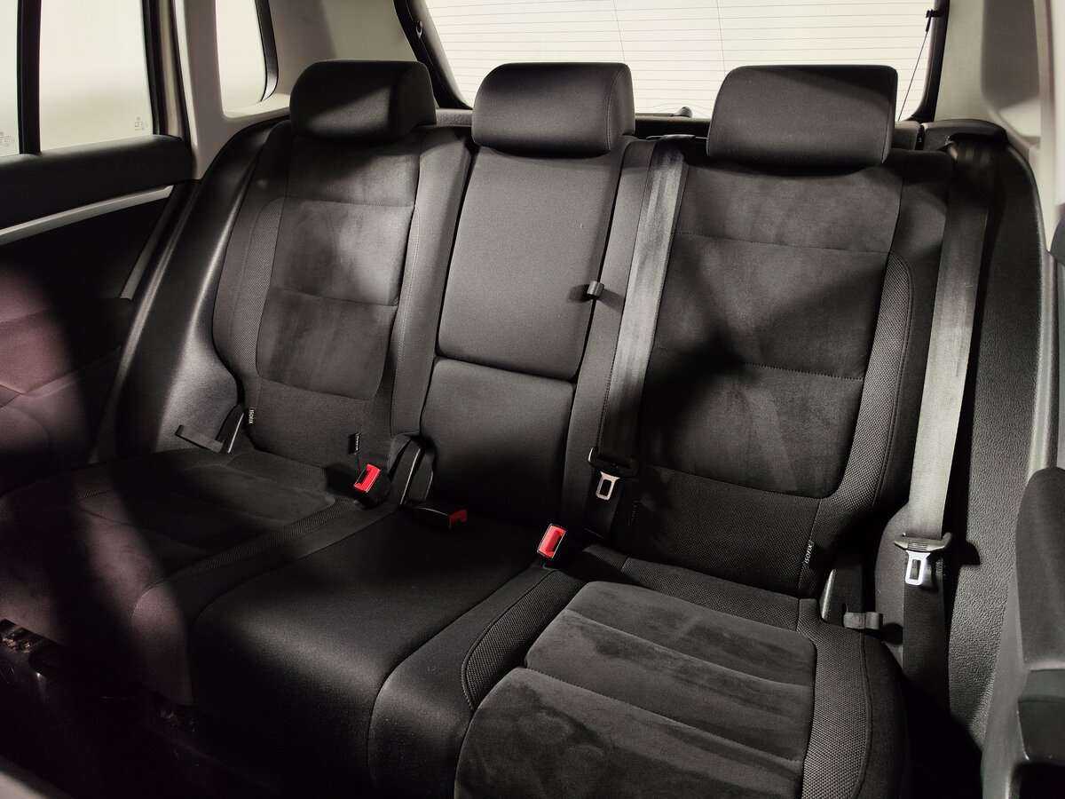 Фольксваген Тигуан б/у, 2012, Автоматическая. Фото: #8