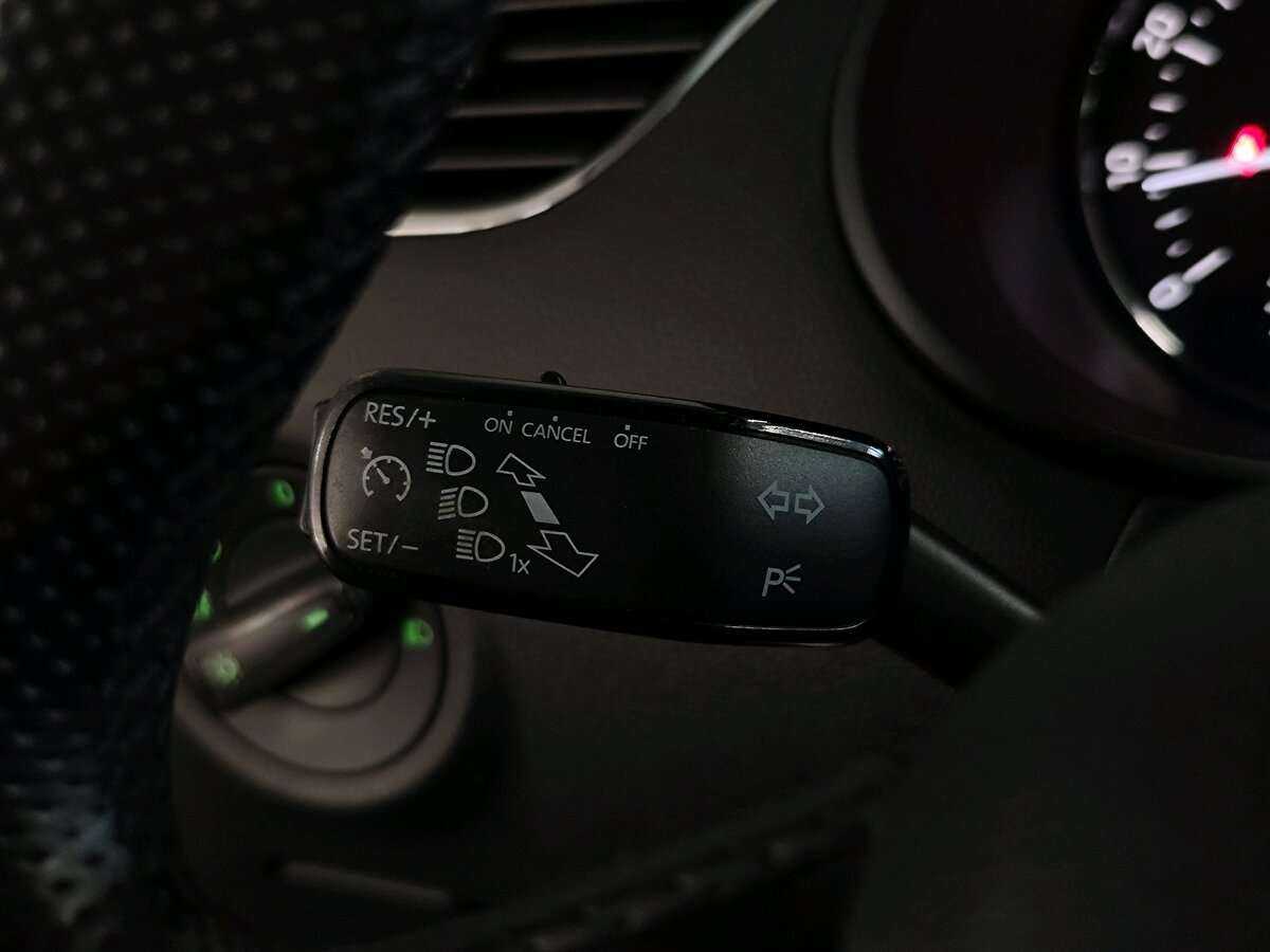 Шкода Октавия б/у, 2015, Роботизированная. Фото: #17