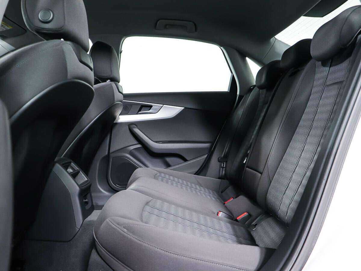 Ауди А4 б/у, 2015, Роботизированная. Фото: #9