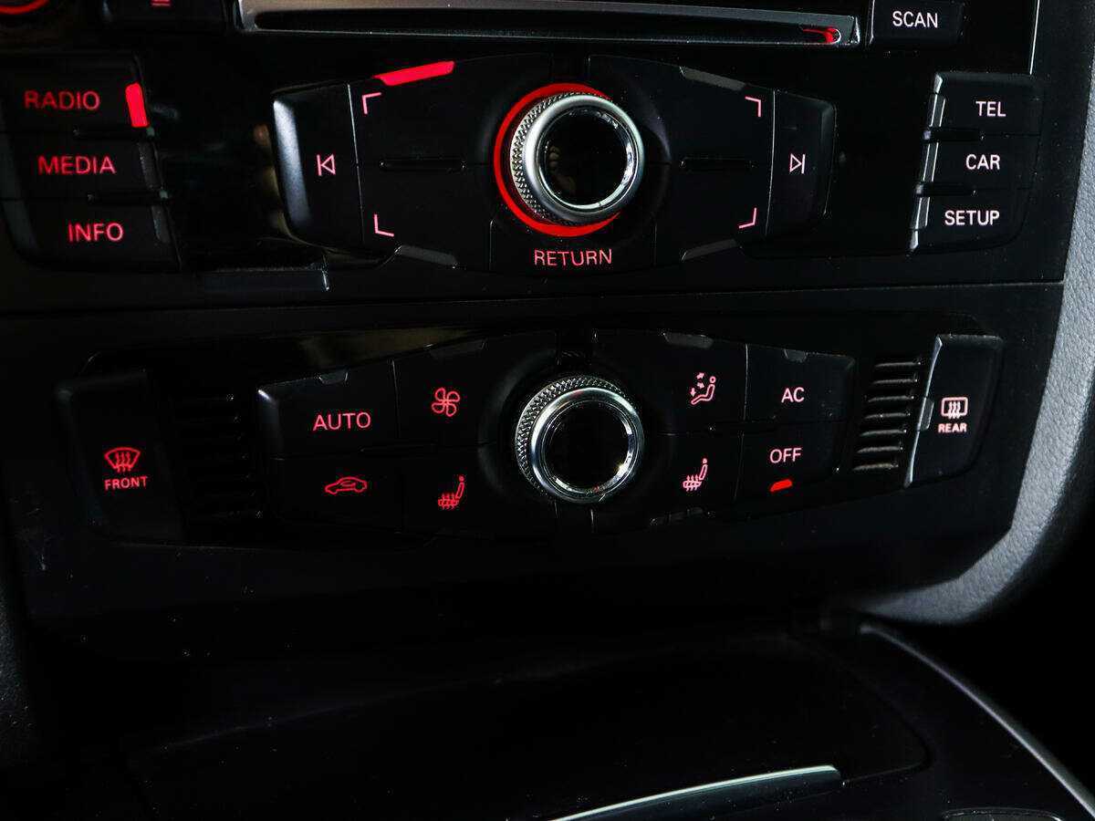 Ауди А4 б/у, 2013, Вариатор. Фото: #13