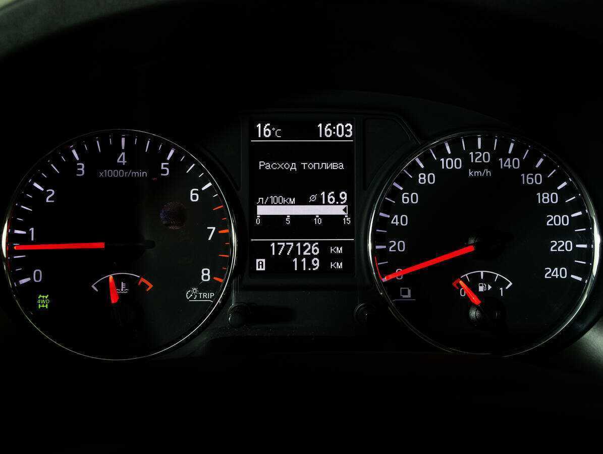 Ниссан Икс-Трейл б/у, 2014, Механическая. Фото: #16