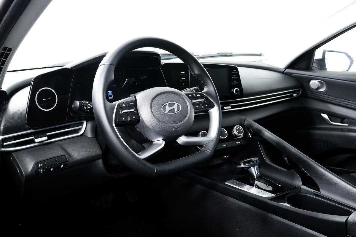 Хендай Елантра б/у, 2023, Вариатор. Фото: #12