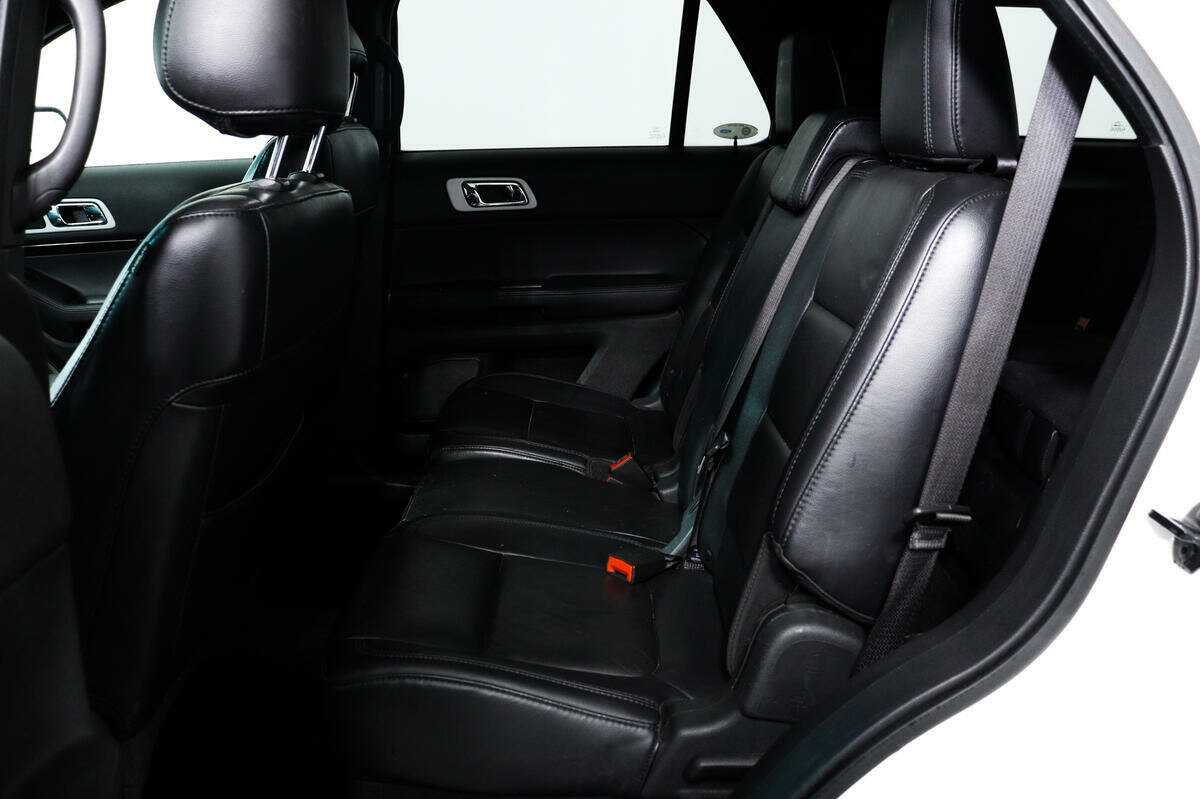 Форд Експлорер б/у, 2012, Автоматическая. Фото: #11