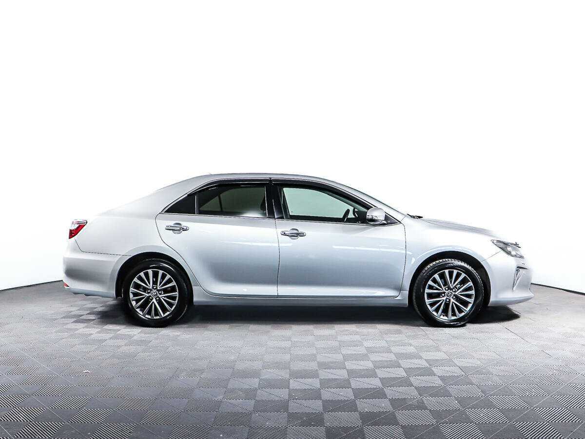 Тойота Камри б/у, 2017, Автоматическая. Фото: #3