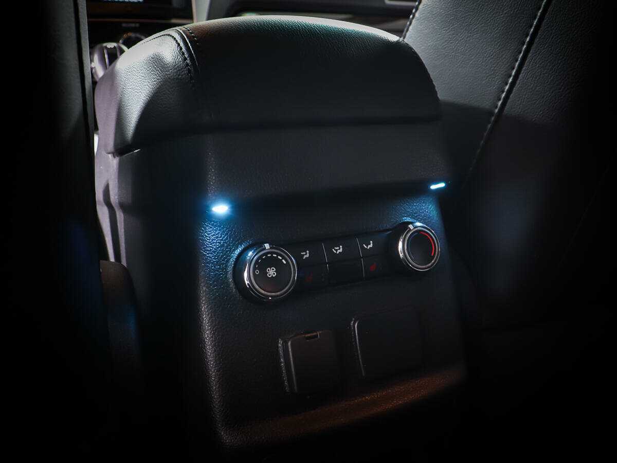 Форд Експлорер б/у, 2015, Автоматическая. Фото: #16