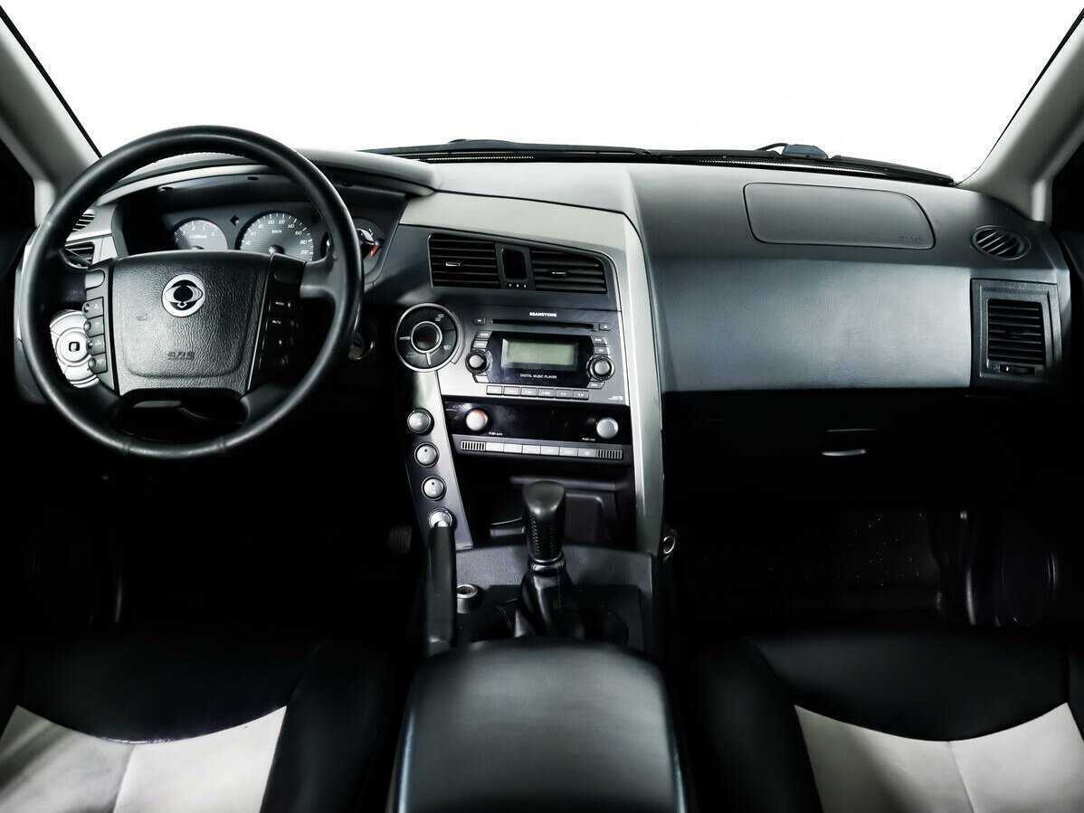 Сан-Ён Кирон б/у, 2013, Механическая. Фото: #8