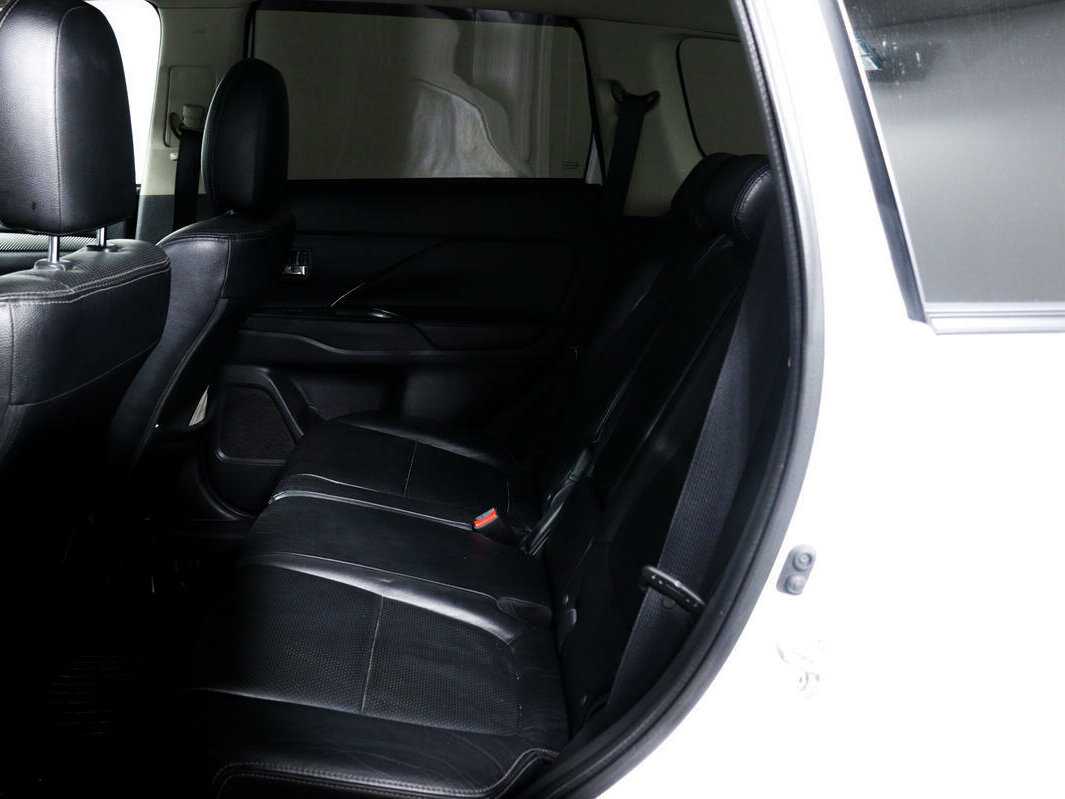 Митсубиши Оутлэндер б/у, 2013, Вариатор. Фото: #11