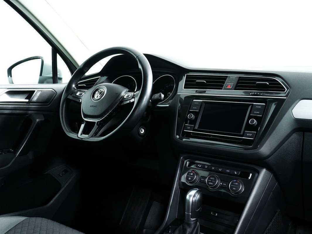 Фольксваген Тигуан б/у, 2017, Роботизированная. Фото: #8