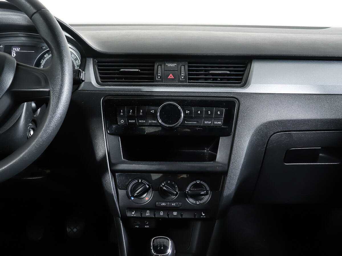 Шкода Рапид б/у, 2017, Механическая. Фото: #11