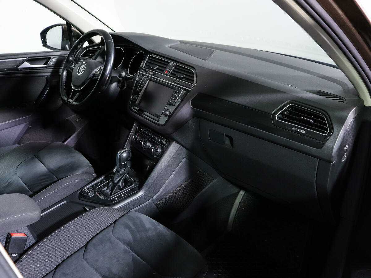 Фольксваген Тигуан б/у, 2017, Роботизированная. Фото: #8