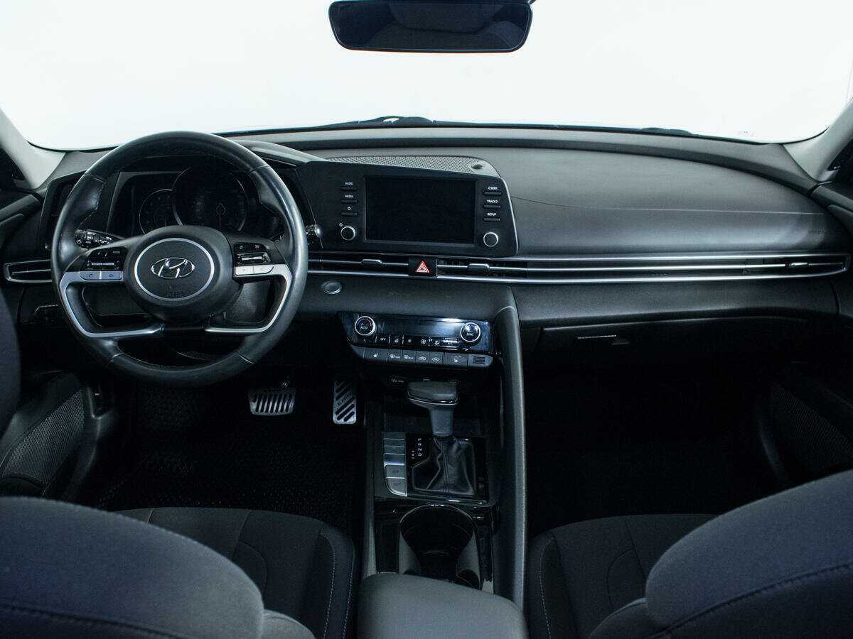 Хендай Елантра б/у, 2020, Автоматическая. Фото: #11