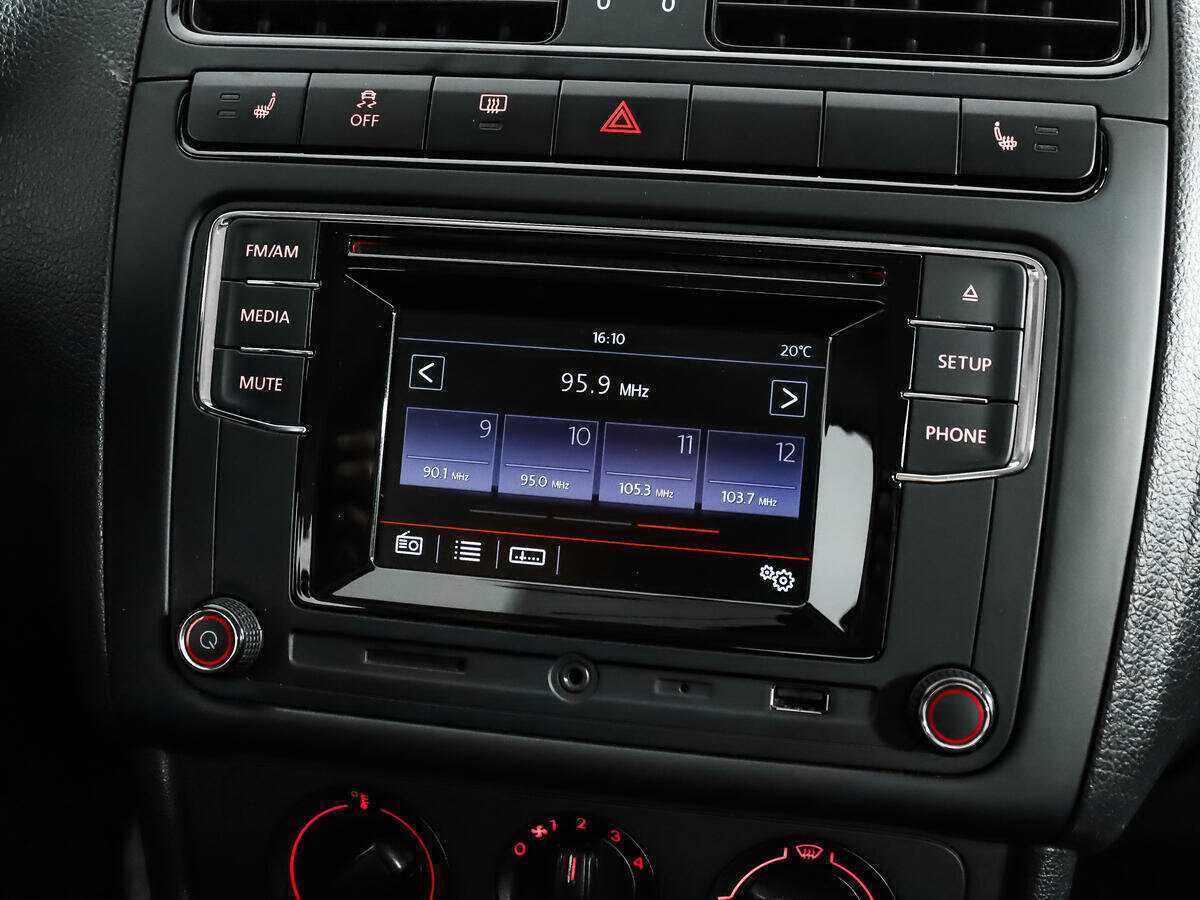 Фольксваген Поло б/у, 2016, Автоматическая. Фото: #12