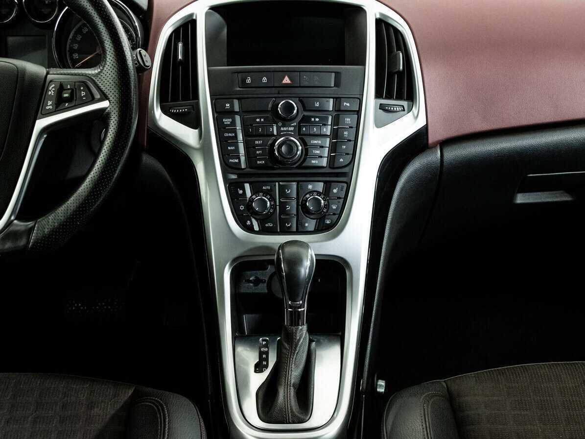 Опель Астра б/у, 2013, Автоматическая. Фото: #17