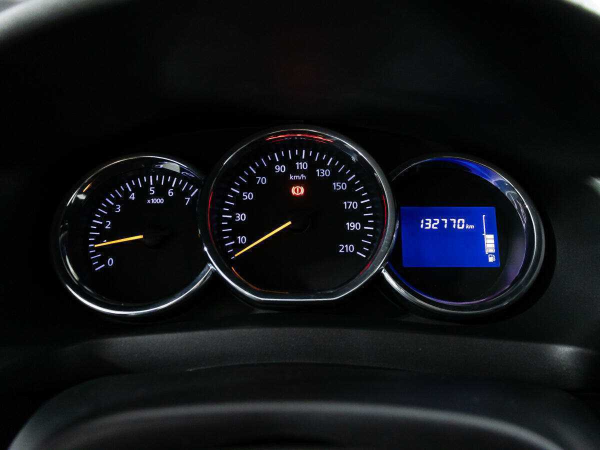 Рено Сандеро б/у, 2018, Механическая. Фото: #10