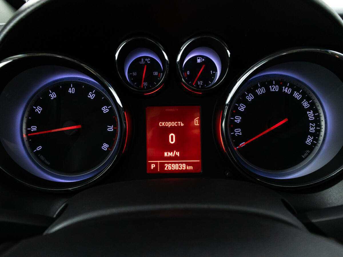 Опель Астра б/у, 2012, Автоматическая. Фото: #11