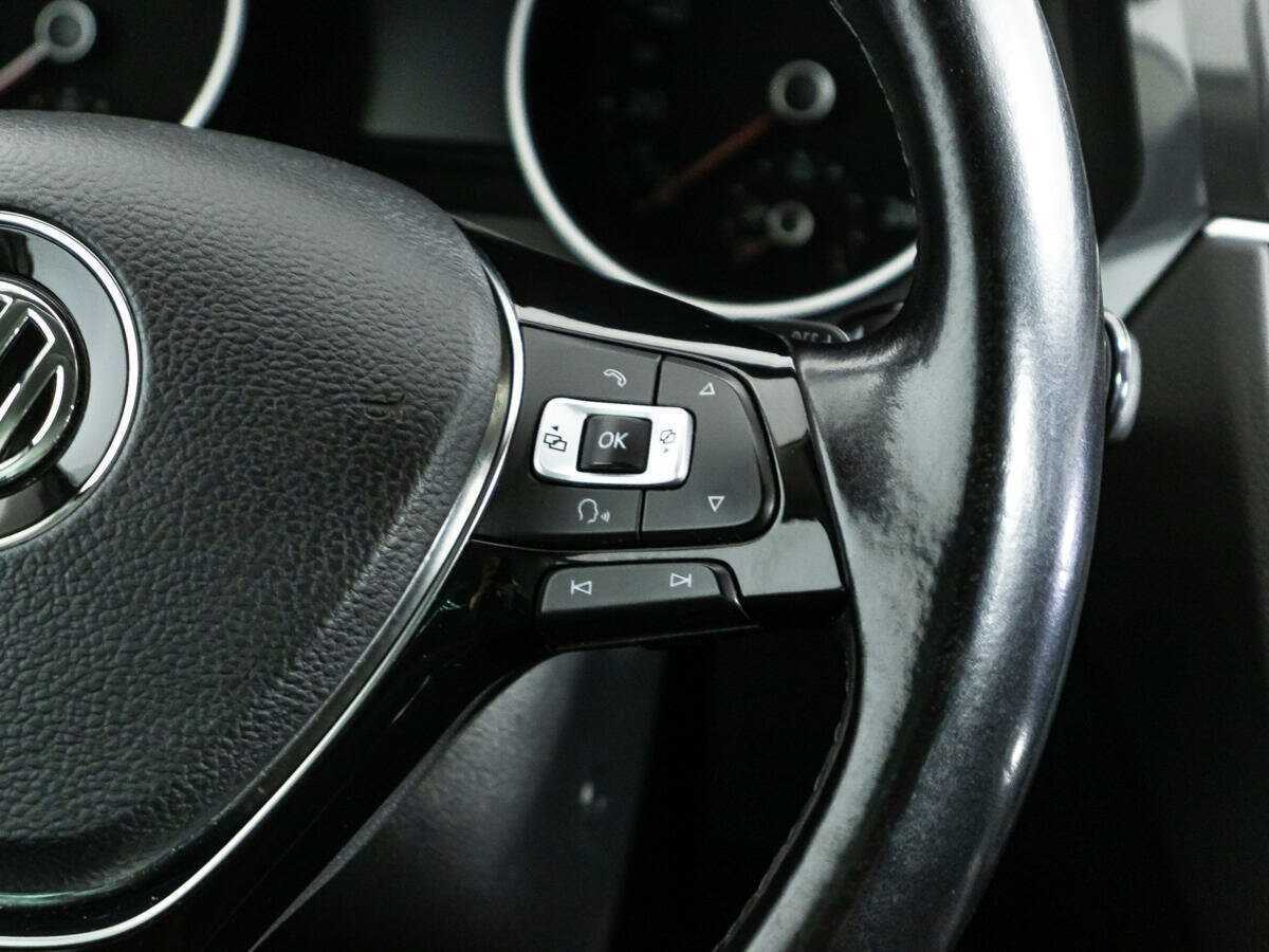 Фольксваген Тигуан б/у, 2017, Роботизированная. Фото: #19