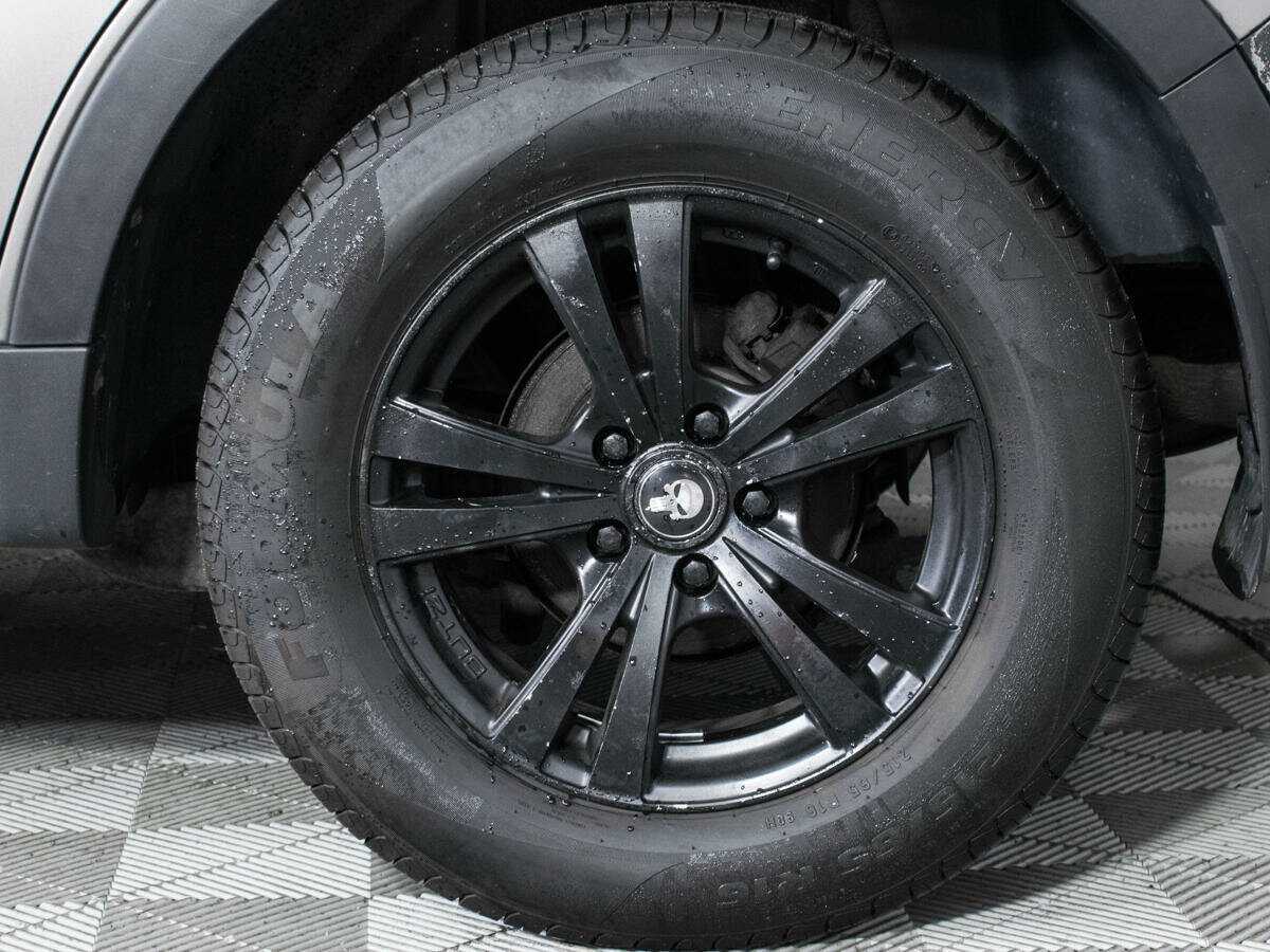 Сан-Ён Актион б/у, 2013, Механическая. Фото: #12