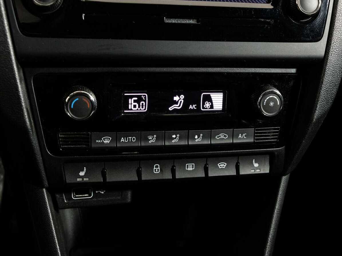 Шкода Рапид б/у, 2019, Роботизированная. Фото: #8