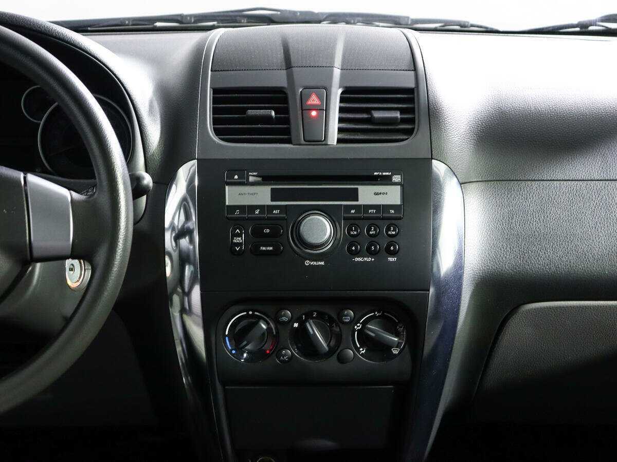 Сузуки С-Икс4 б/у, 2014, Механическая. Фото: #12