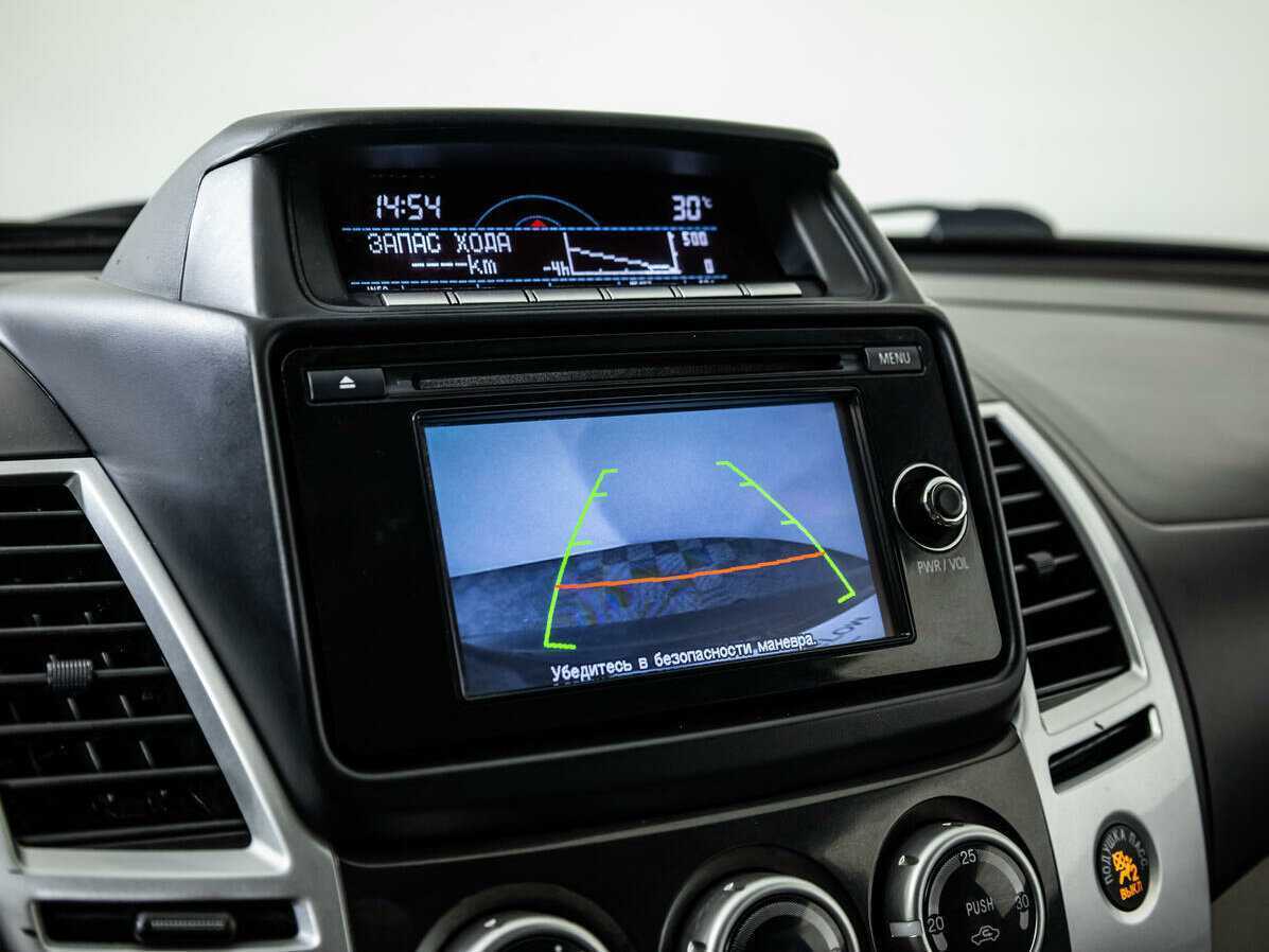 Митсубиши Паджеро Спорт б/у, 2015, Автоматическая. Фото: #18