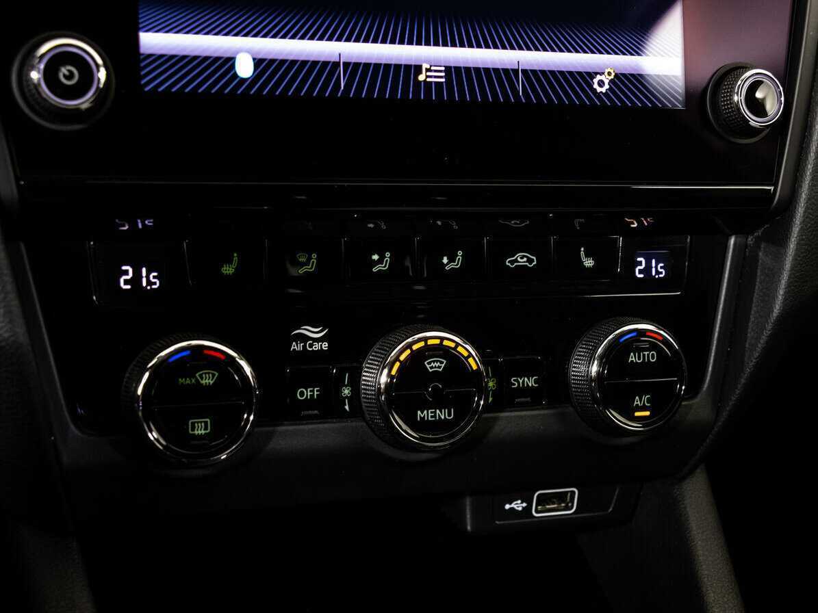 Шкода Октавия б/у, 2019, Роботизированная. Фото: #12