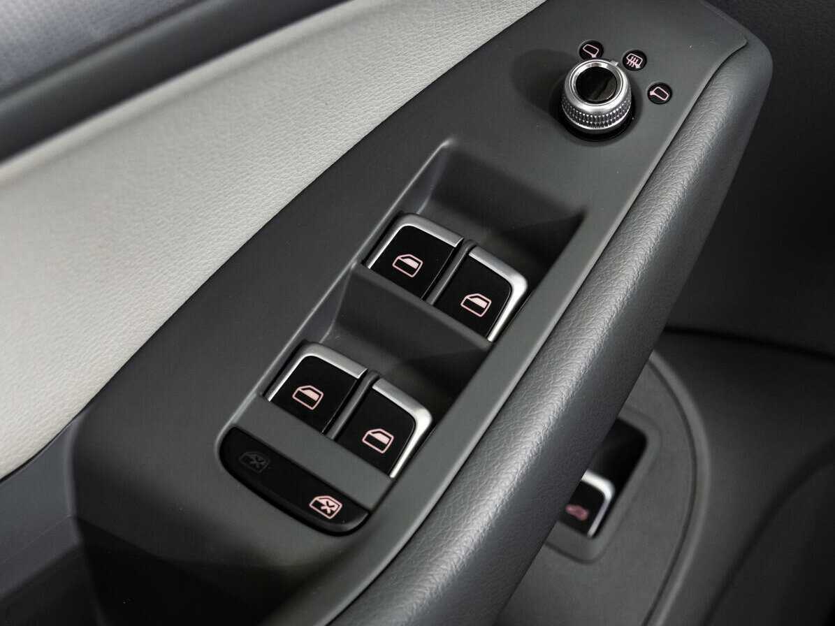 Ауди К5 б/у, 2014, Роботизированная. Фото: #13