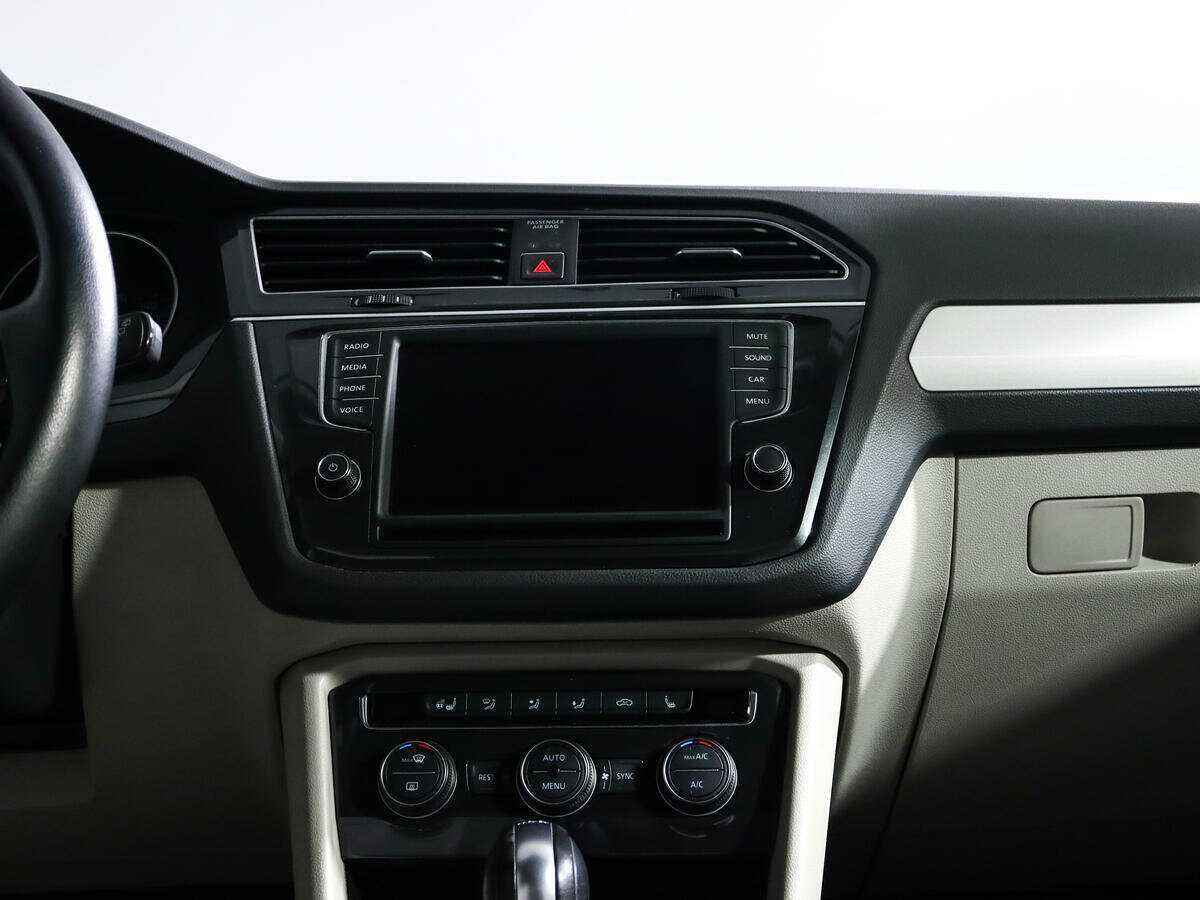 Фольксваген Тигуан б/у, 2017, Роботизированная. Фото: #10