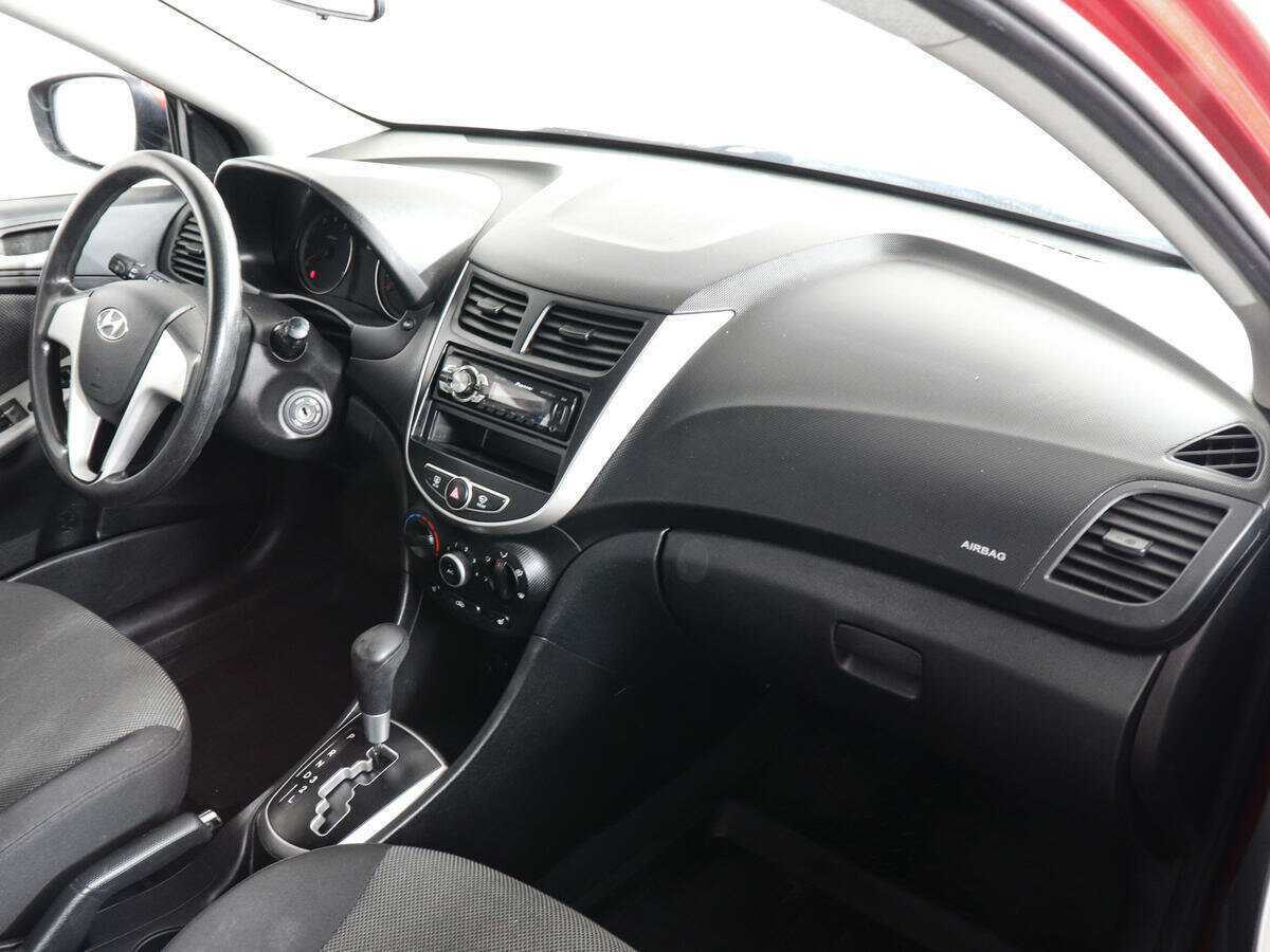 Хендай Солярис б/у, 2012, Автоматическая. Фото: #5