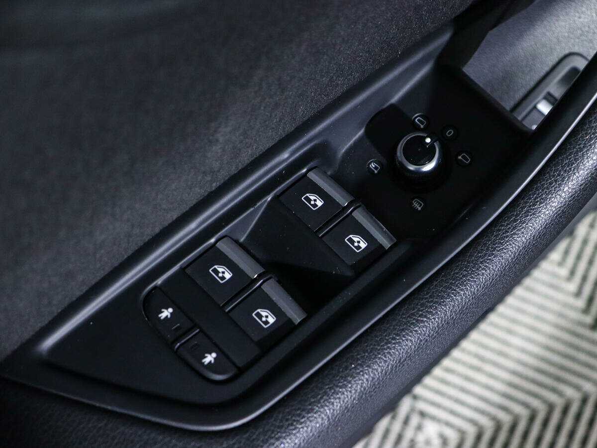 Ауди А4 б/у, 2016, Роботизированная. Фото: #13