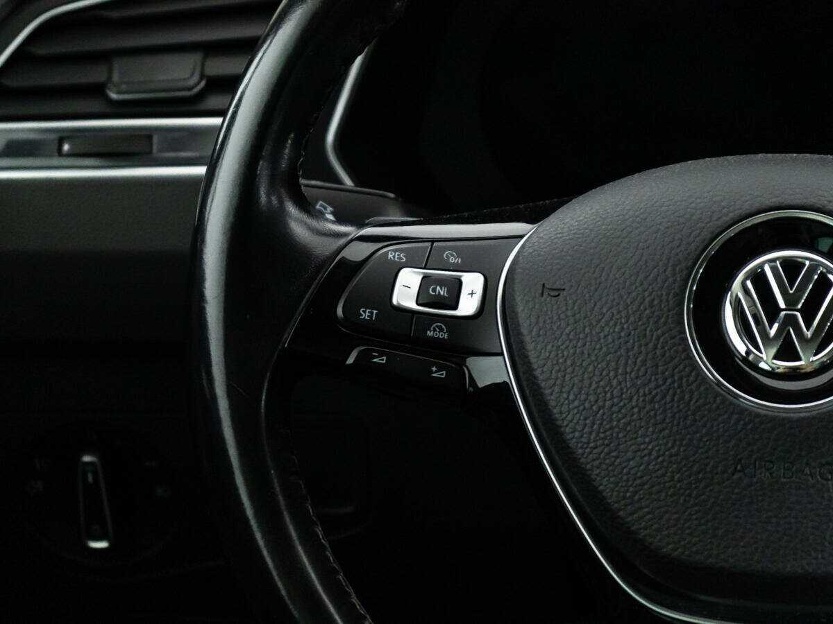 Фольксваген Тигуан б/у, 2017, Роботизированная. Фото: #20