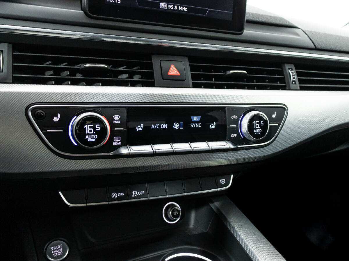 Ауди А4 б/у, 2016, Роботизированная. Фото: #15