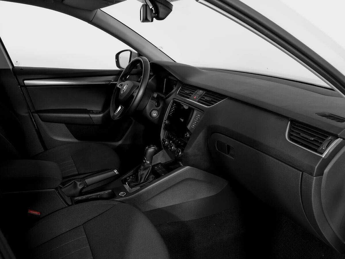 Шкода Октавия б/у, 2019, Роботизированная. Фото: #8