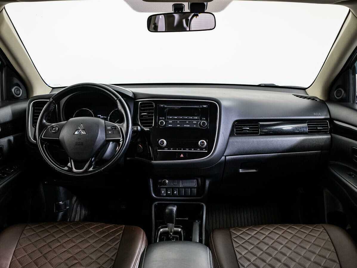 Митсубиши Оутлэндер б/у, 2020, Вариатор. Фото: #10