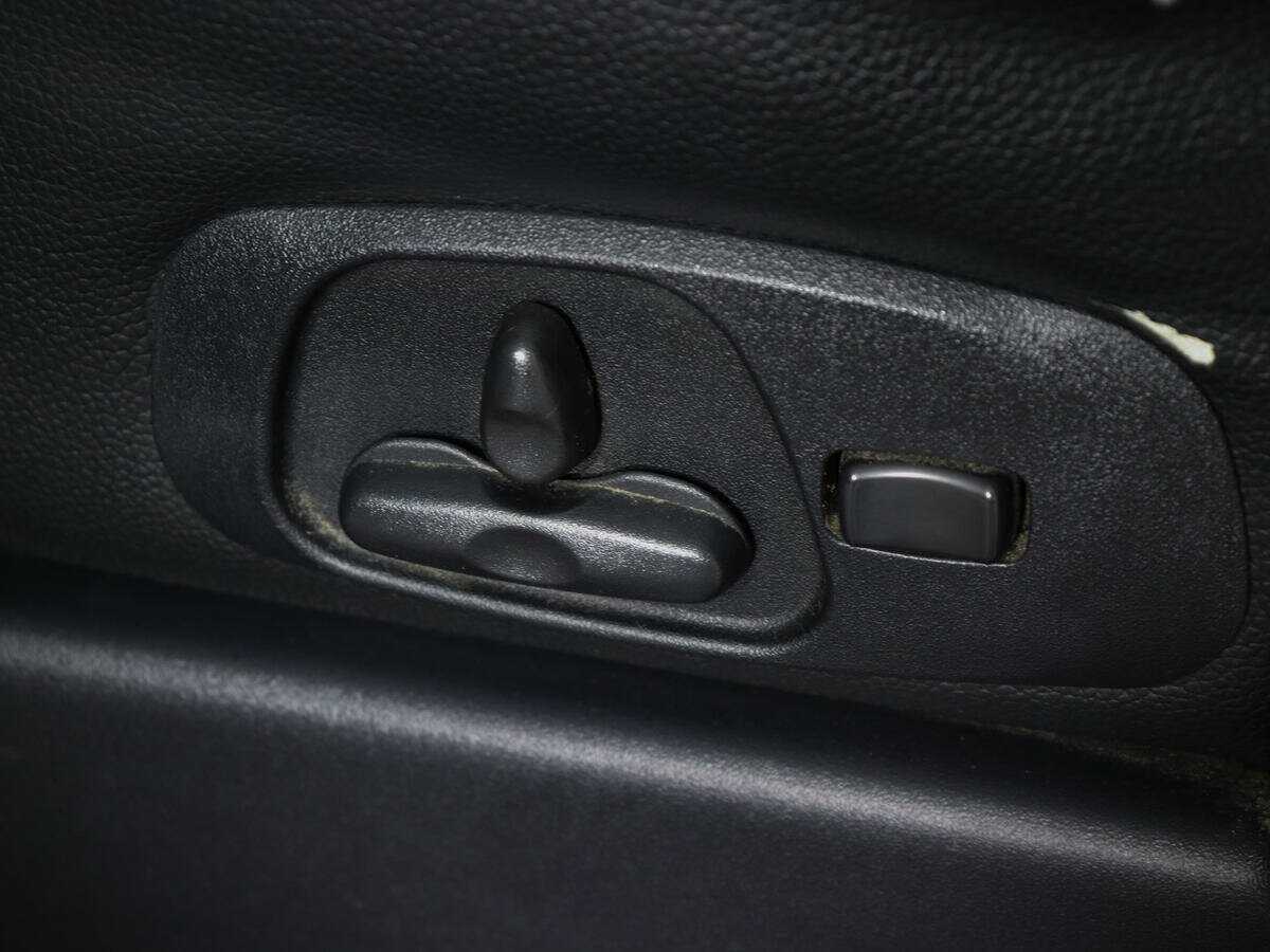 Митсубиши Паджеро б/у, 2012, Автоматическая. Фото: #16