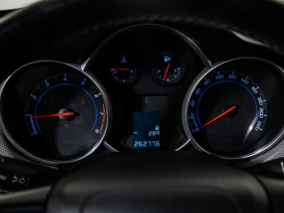 Шевроле Круз б/у, 2012, Механическая. Фото: #10