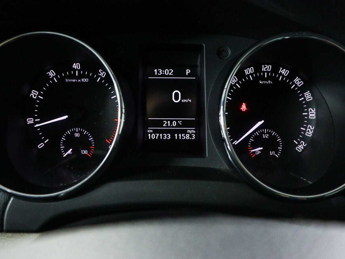 Шкода Йети б/у, 2015, Роботизированная. Фото: #8