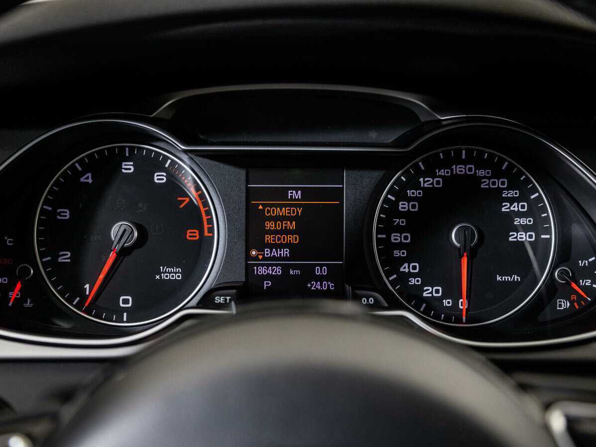 Ауди А4 б/у, 2012, Роботизированная. Фото: #9