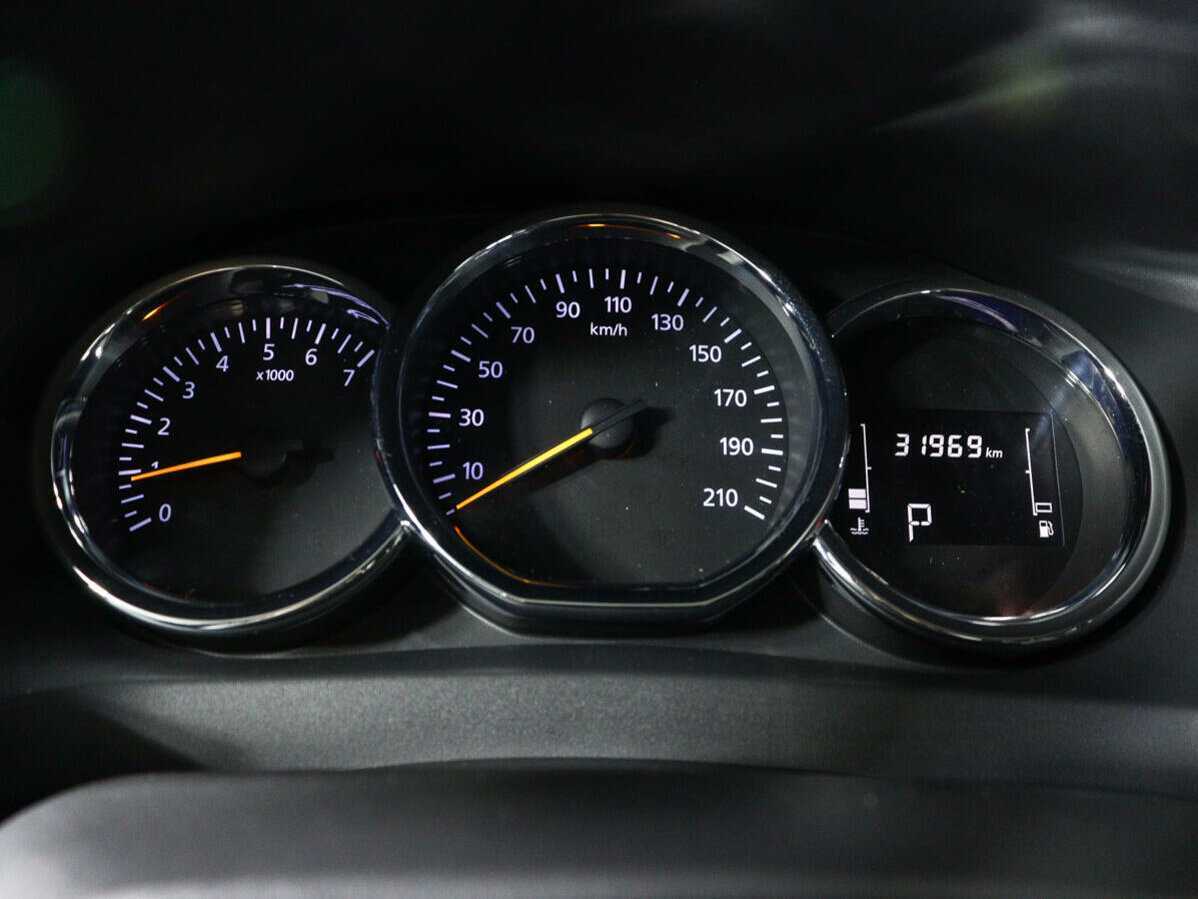 Рено Логан б/у, 2022, Автоматическая. Фото: #8