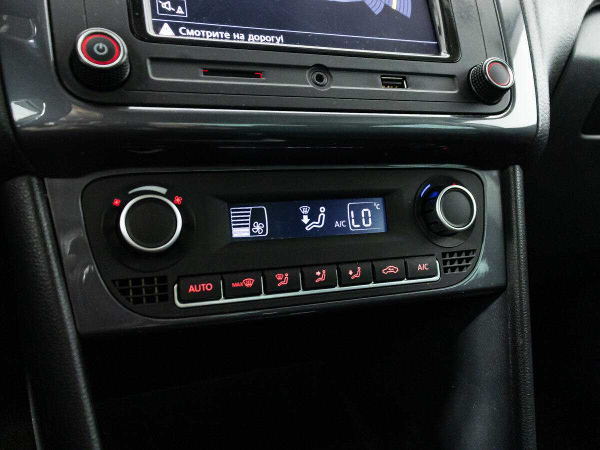 Фольксваген Поло б/у, 2019, Автоматическая. Фото: #15