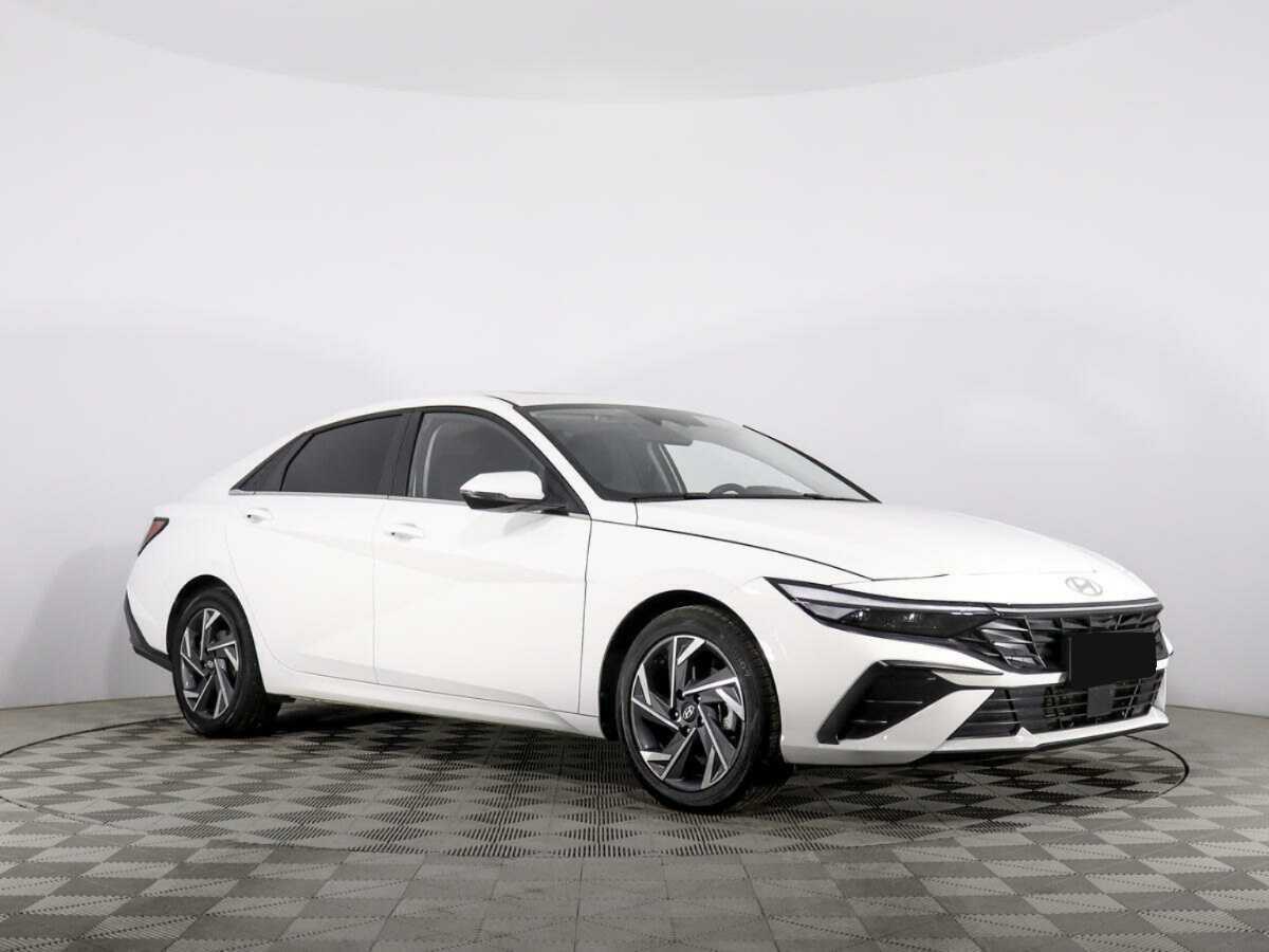 Хендай Елантра б/у, 2024, Вариатор. Фото: #2