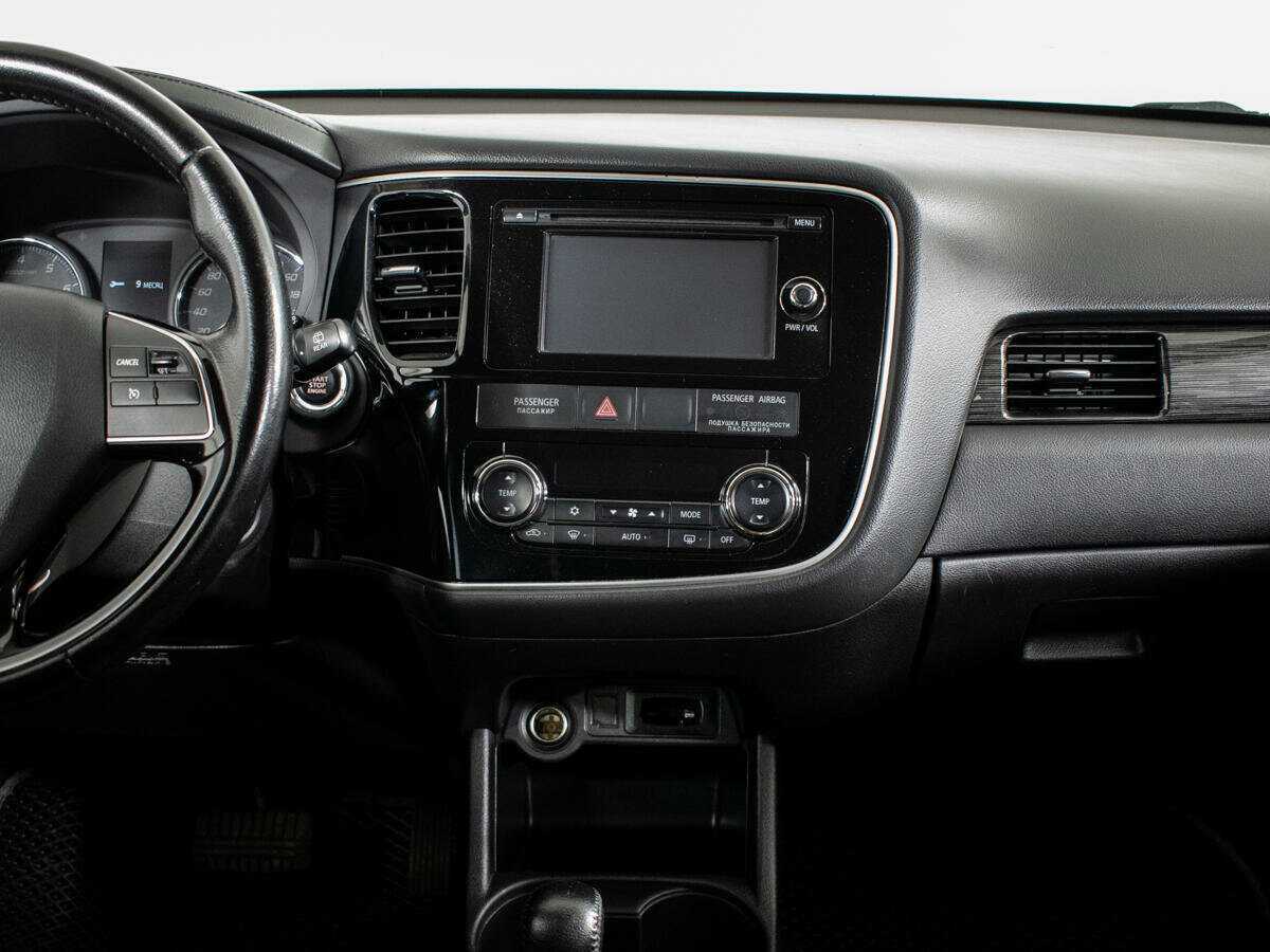 Митсубиши Оутлэндер б/у, 2016, Вариатор. Фото: #9