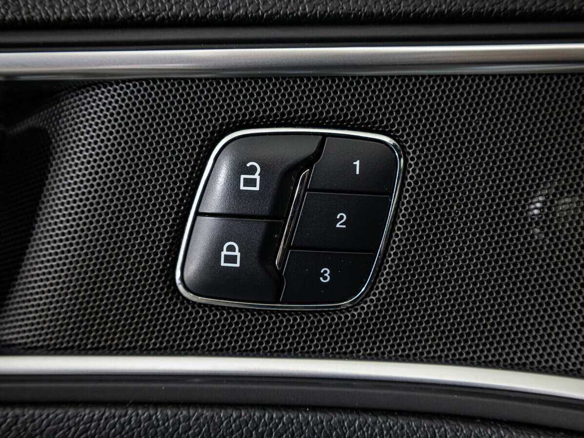 Форд Експлорер б/у, 2015, Автоматическая. Фото: #12