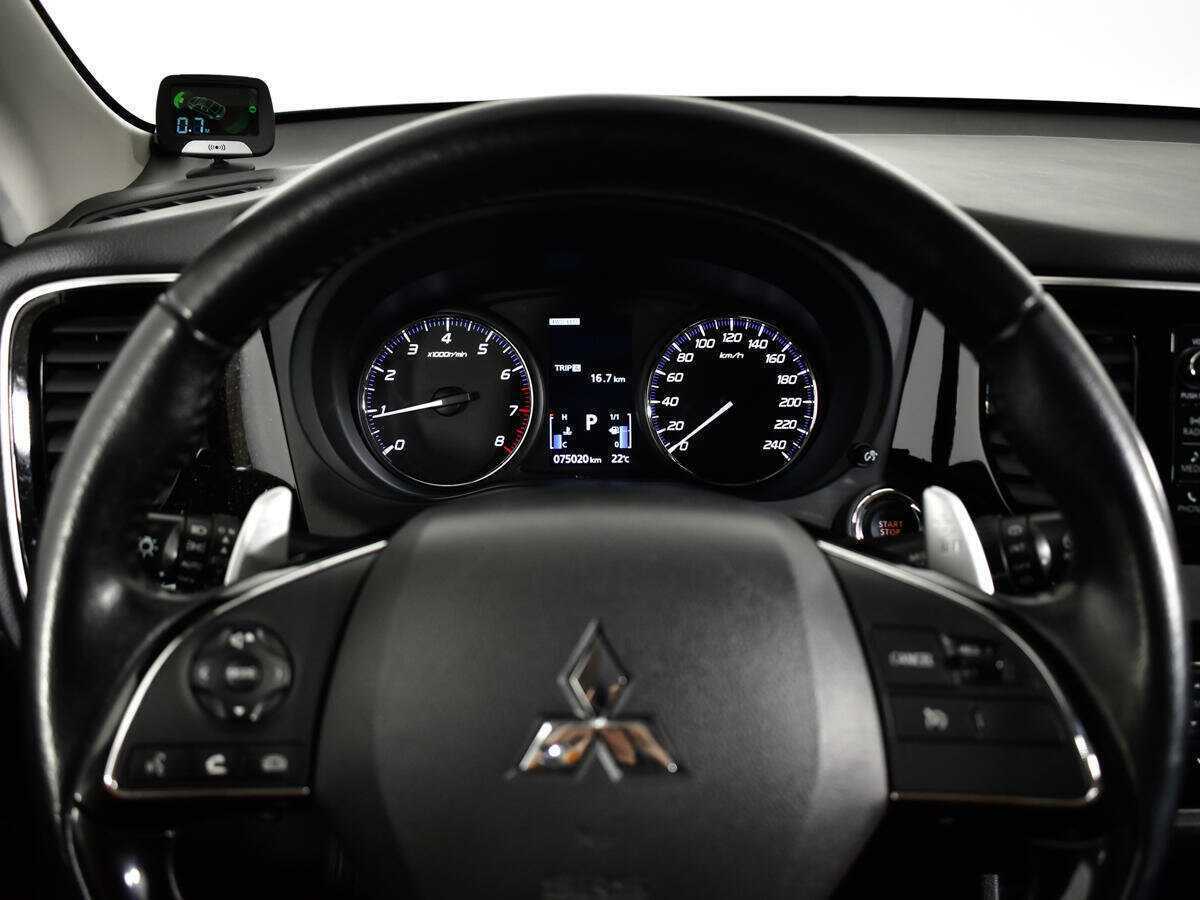 Митсубиши Оутлэндер б/у, 2016, Вариатор. Фото: #9