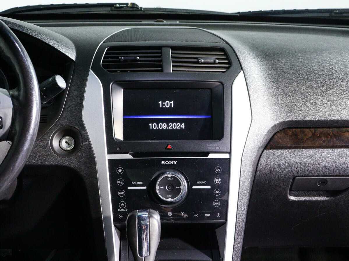 Форд Експлорер б/у, 2013, Автоматическая. Фото: #9