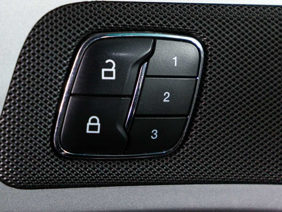 Форд Експлорер б/у, 2013, Автоматическая. Фото: #17