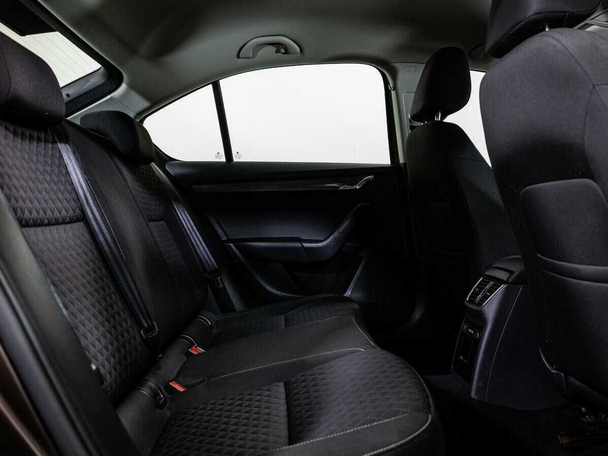 Шкода Октавия б/у, 2018, Роботизированная. Фото: #10