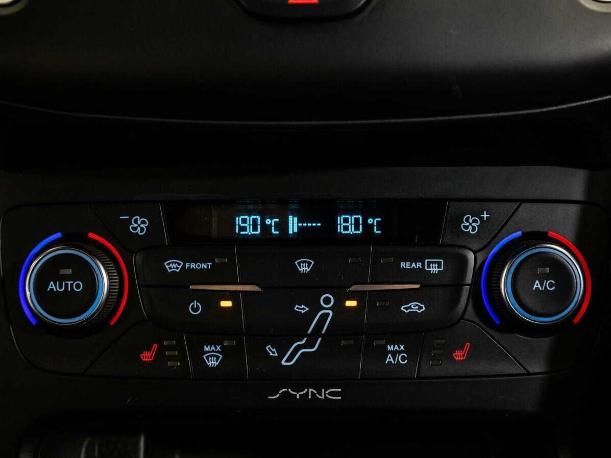 Форд Фокус б/у, 2017, Механическая. Фото: #10